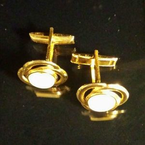 Men's cufflinks